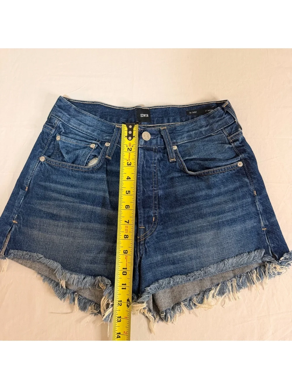 Edwin Cali Short 4